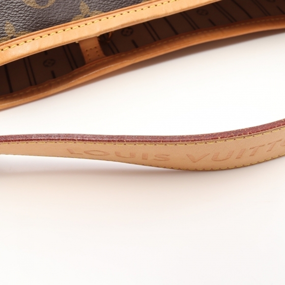 Louis Vuitton Delightful PM Monogram Shoulder Bag Brown - Picture 5 of 8